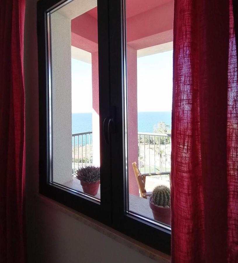 Apartment Saro & Tea Castel di Tusa Dış mekan fotoğraf
